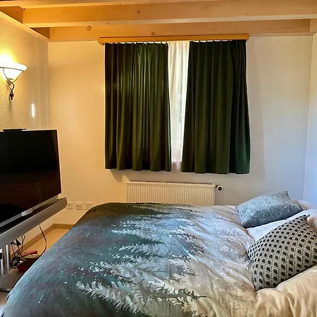 Ski-in In Location *