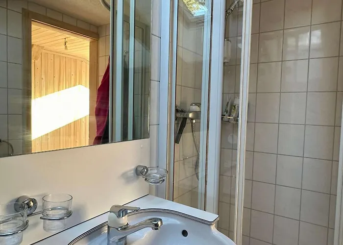 Ski-in In Location *