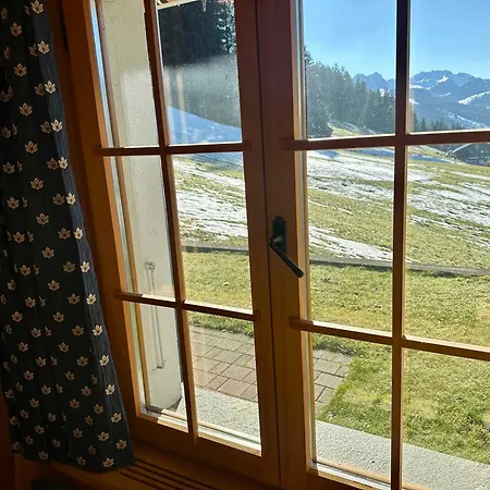 Ski-in In Location Schönried