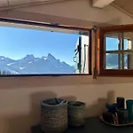 Σπίτι διακοπών Ski-in In Location Schönried